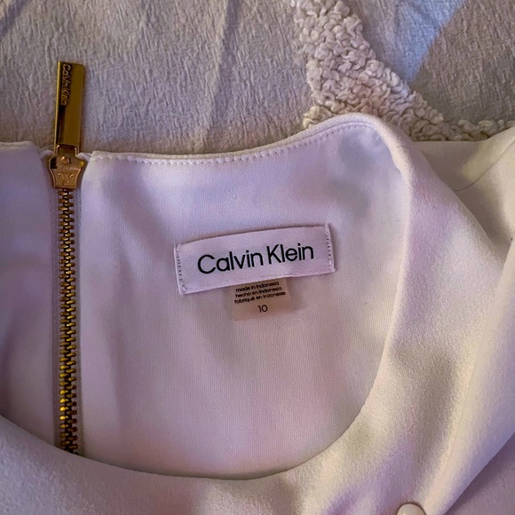 Calvin Klein Elegant Dress - Picture 6 of 6
